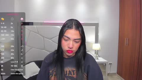  Emma online show from 11.26.25