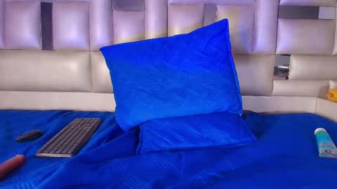 Emma online show from 02.28.25