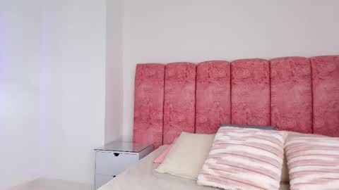 Emma online show from 12.17.25