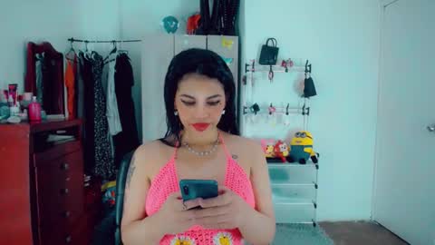 Snapshot of emma_diva chatting on 10.17.25 emma online show from 10.17.25