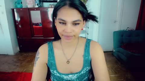 Snapshot of emma_diva chatting on 05.09.26 emma online show from 05.09.26