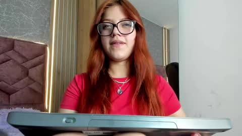 Snapshot of emma_ford1 chatting on 02.02.25 Emma  online show from 02.02.25