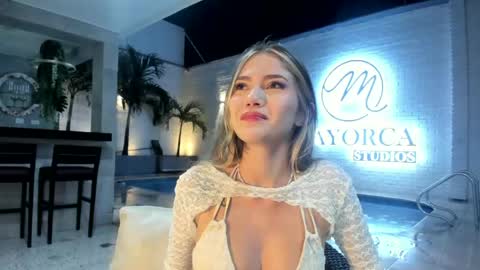 emma_jhoons online show from 04.26.26