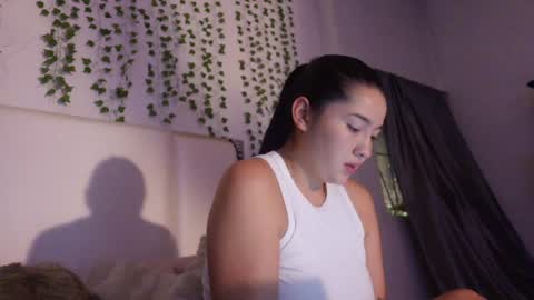 Snapshot of emma_johnson_ chatting on 10.19.25 emma_johnson_ online show from 10.19.25