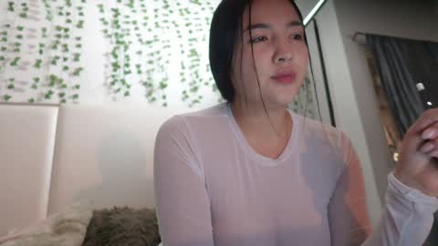 Snapshot of emma_johnson_ chatting on 10.29.25 emma_johnson_ online show from 10.29.25