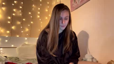 emma_just online show from 02.20.25