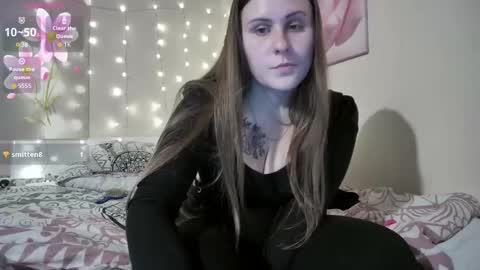 emma_just online show from 10.15.25