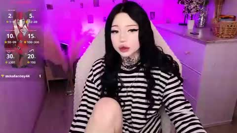 emma_kirks online show from 06.28.26