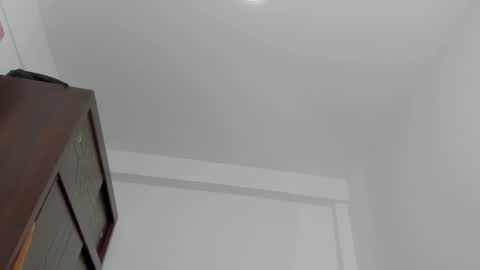 whises lits        online show from 09.22.25