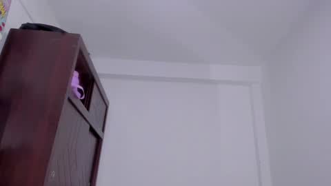 whises lits        online show from 10.06.25