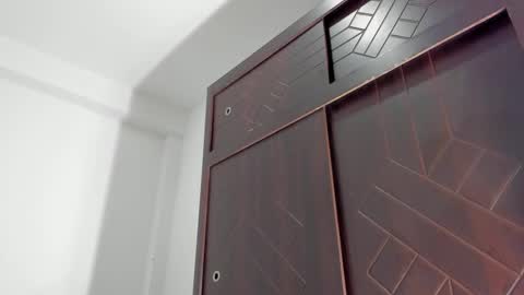 whises lits        online show from 10.19.25