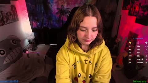 Snapshot of emma_luna059 chatting on 01.16.25 LUNA online show from 01.16.25