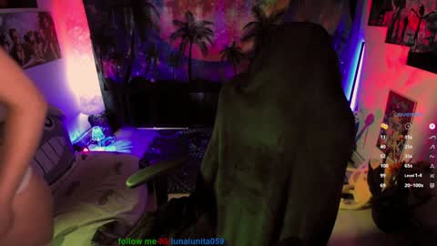 Snapshot of emma_luna059 chatting on 01.17.25 LUNA online show from 01.17.25