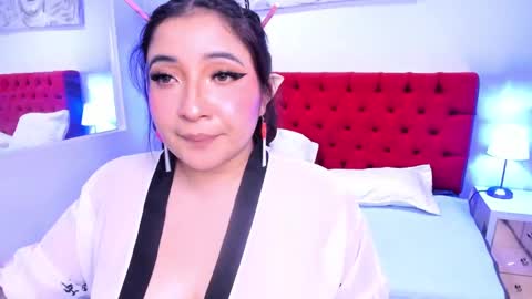 Snapshot of emma_monserratt chatting on 03.04.25 Emma Monserratt online show from 03.04.25