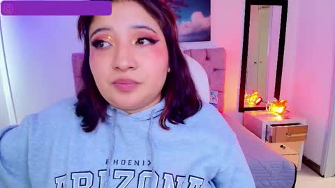 Snapshot of emma_monserratt chatting on 09.17.25 Emma Monserratt online show from 09.17.25