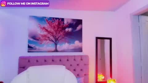 Snapshot of emma_monserratt chatting on 09.23.25 Emma Monserratt online show from 09.23.25