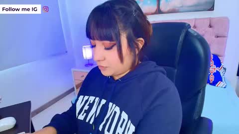 Emma Monserratt online show from 02.02.26