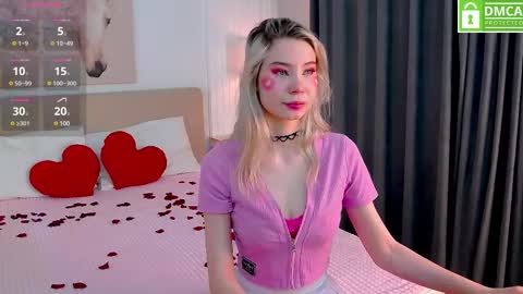 Snapshot of emma_plux chatting on 02.14.25 Emma online show from 02.14.25