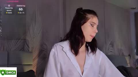 Snapshot of emma_plux chatting on 10.28.25 Emma online show from 10.28.25