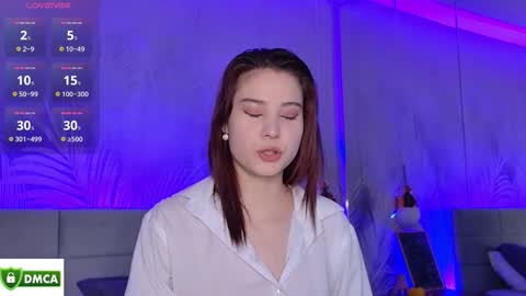 Snapshot of emma_plux chatting on 11.20.25 Emma online show from 11.20.25