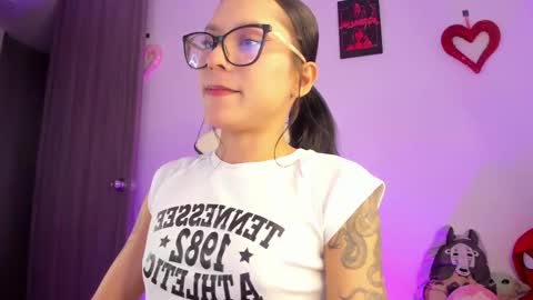 Snapshot of emma_rinaldi_ chatting on 02.25.26 Emma online show from 02.25.26