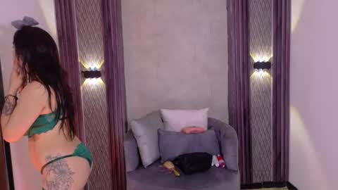 Snapshot of emma_rouse69 chatting on 07.31.26 Emma Rouse Independent Model online show from 07.31.26