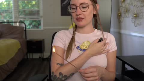 Snapshot of emma_ruby chatting on 09.22.25 Emma Ruby online show from 09.22.25