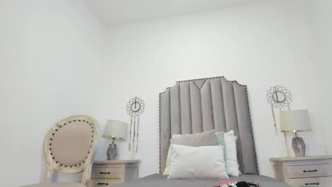 emma scott 7 online show from 12.01.25