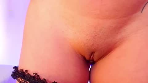 Snapshot of emma_web_ chatting on 10.16.25 Emma web online show from 10.16.25