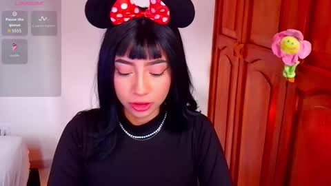 Snapshot of emma_web_ chatting on 11.11.25 Emma web online show from 11.11.25