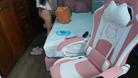 emma online show from 09.18.25