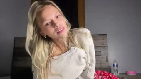 Emma Bennett online show from 06.25.26
