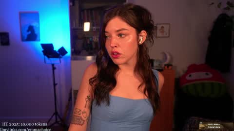 Snapshot of emmachoice chatting on 11.17.25 emmachoice online show from 11.17.25