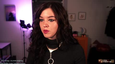 Snapshot of emmachoice chatting on 12.04.25 emmachoice online show from 12.04.25