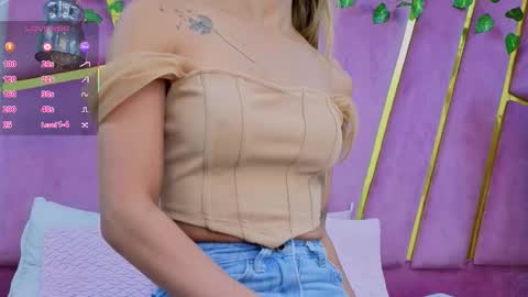 Snapshot of emmacortez chatting on 09.17.25 emma cortez online show from 09.17.25