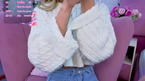 Snapshot of emmacortez chatting on 11.17.25 emma cortez online show from 11.17.25