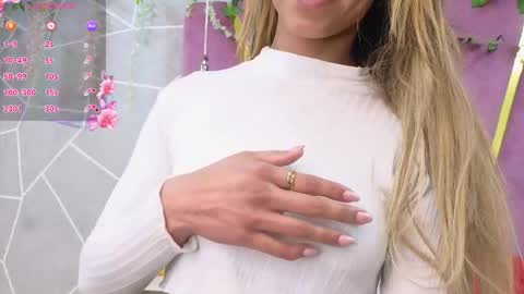 Snapshot of emmacortez chatting on 11.20.25 emma cortez online show from 11.20.25