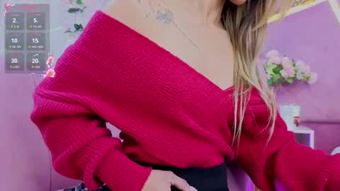 Snapshot of emmacortez chatting on 12.05.25 emma cortez online show from 12.05.25