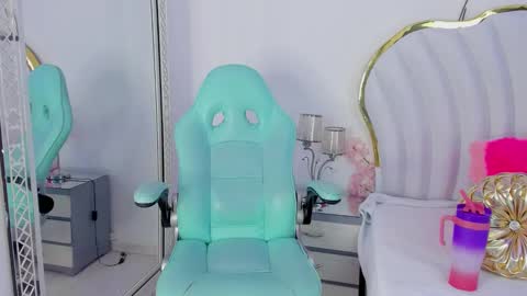 Welcome Im yosein  Your love is my passion activate it with your tips and enjoy with me online show from 01.24.25