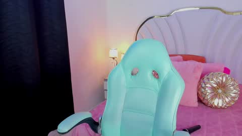 Welcome Im yosein  Your love is my passion activate it with your tips and enjoy with me online show from 02.04.25