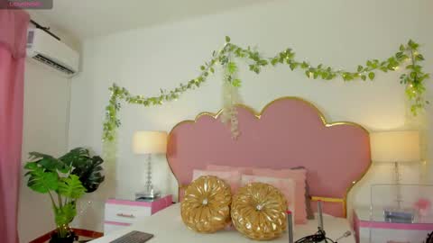 Welcome Im yosein  Your love is my passion activate it with your tips and enjoy with me online show from 09.25.25