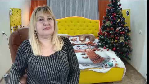 Snapshot of emmaellison924117 chatting on 01.05.26 emmaellison924117 online show from 01.05.26