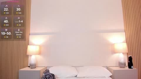 emmaespencer  online show from 05.26.26