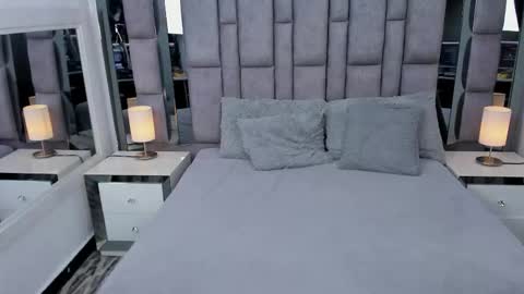 Snapshot of emmahill1 chatting on 12.02.25 EMMA HILL online show from 12.02.25