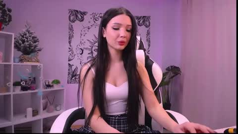 Emma online show from 12.28.24