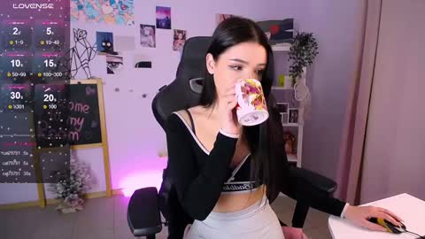 Emma online show from 01.22.25