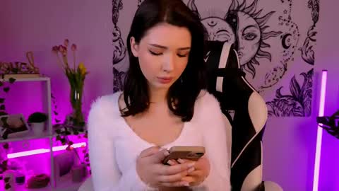 Emma online show from 03.11.25