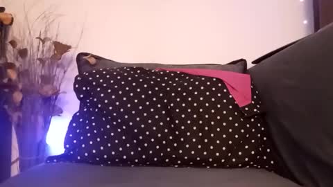 emmakros online show from 10.20.25