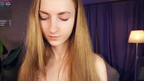 Snapshot of emmalaflame chatting on 01.25.25 Emma day  Wendy night online show from 01.25.25