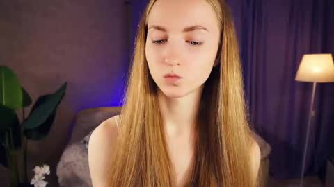Snapshot of emmalaflame chatting on 01.25.25 Emma day  Wendy night online show from 01.25.25